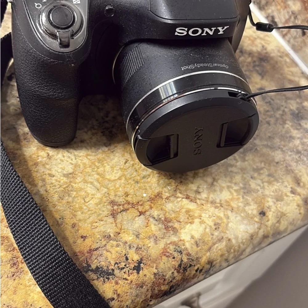 Sony Cyber-shot Digital Camera Black